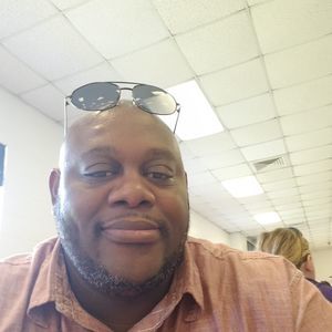 Meet your Posher, Juju